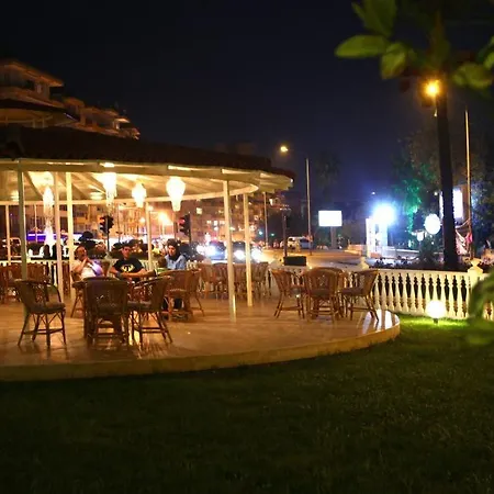 فندق جندر 4*